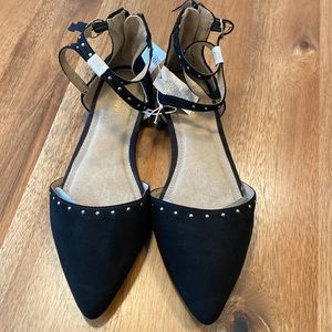 Old Navy Pointed Toe Ankle Strap Flat